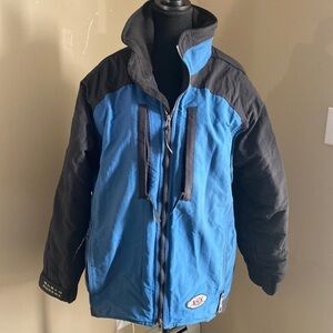 3/$30 Board Doktor vintage retro ski jacket size medium blue and black